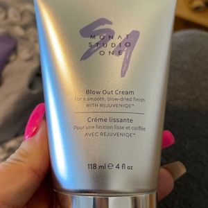 Monat blow out cream never opened